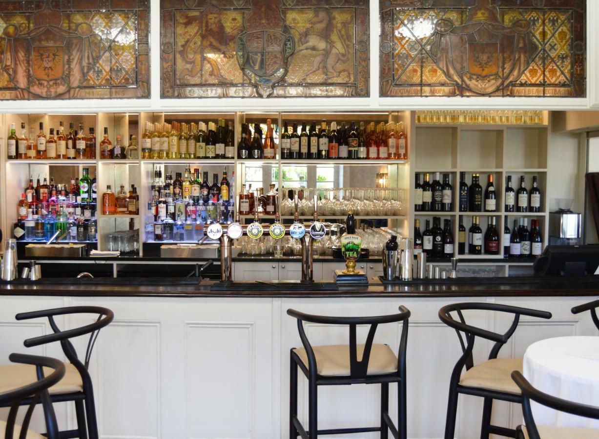 Отель The Kings Arms Кингстон на Темзе Экстерьер фото